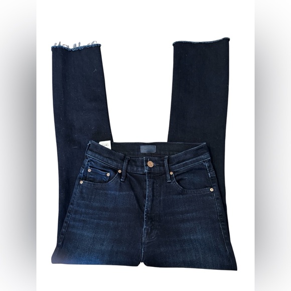 MOTHER The Insider Crop Step Fray Jeans - Picture 5 of 12